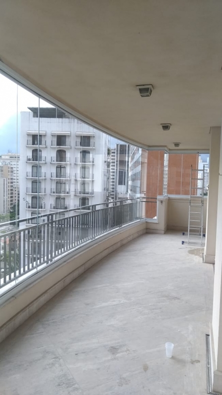 Envidraçamento Sacada de Apartamento Preços Guarujá - Envidraçamento de Sacada Sistema Premium
