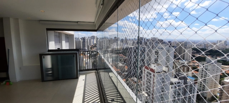 Fechamento da Sacada com Vidro Riviera de São Lourenço - Fechamento da Sacada com Vidro