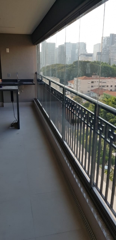 Fornecedor de Envidraçamento de Sacada Sistema Premium Parque São Rafael - Envidraçamento Sacada de Apartamento